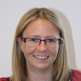 Claire Cavanagh
